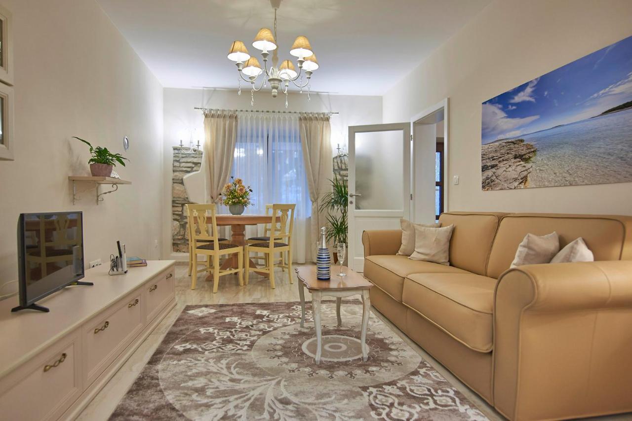Munat In Liznjan * Istrien Εξωτερικό φωτογραφία